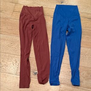 Aerie Women's Leggings in Red and Blue
